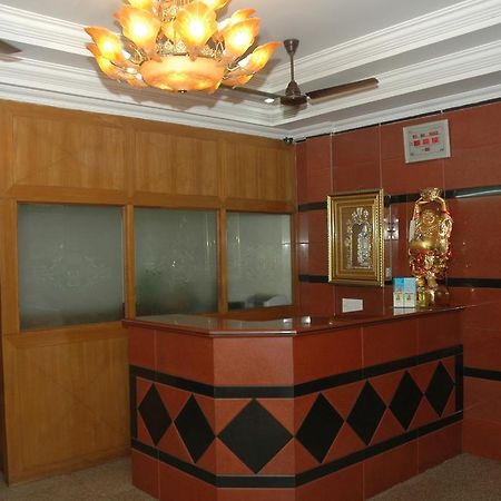 Hotel Vijayabhanu Visakhapatnam Exterior photo