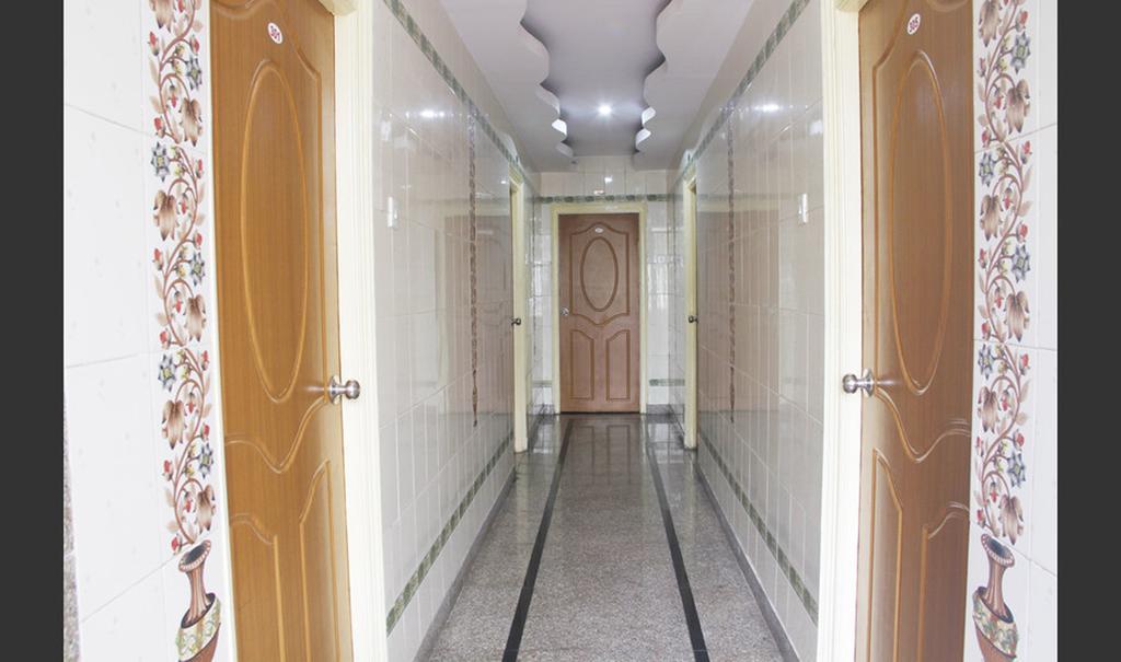 Hotel Vijayabhanu Visakhapatnam Exterior photo